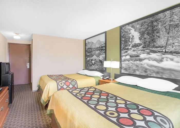 Super 8 By Wyndham Motel 2*