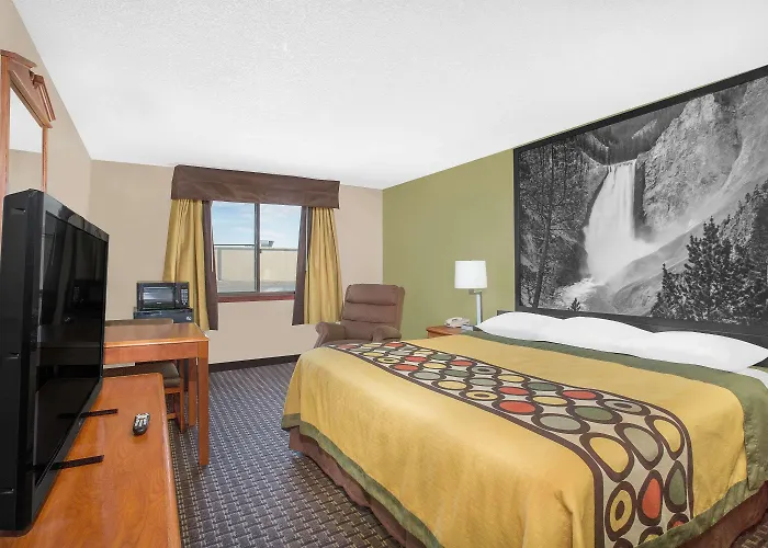 Super 8 By Wyndham Motel Riverton